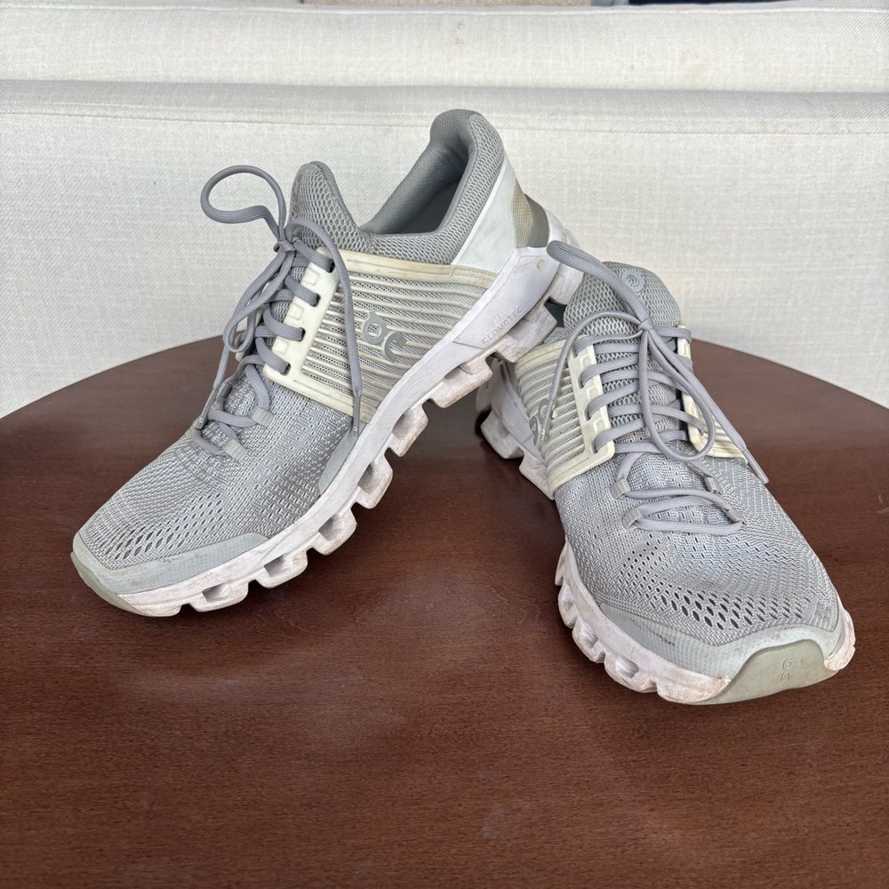 On Running Women’s Cloudswift Sneakers in Glacier/White, Size W10